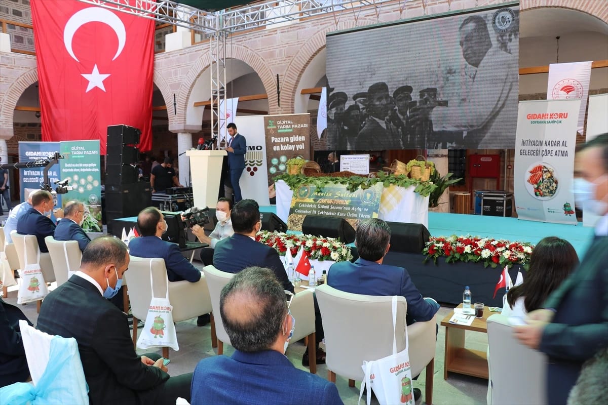 Tarım ve Orman Bakanı Pakdemirli, Kuru Üzüm Fiyatını Açıkladı!