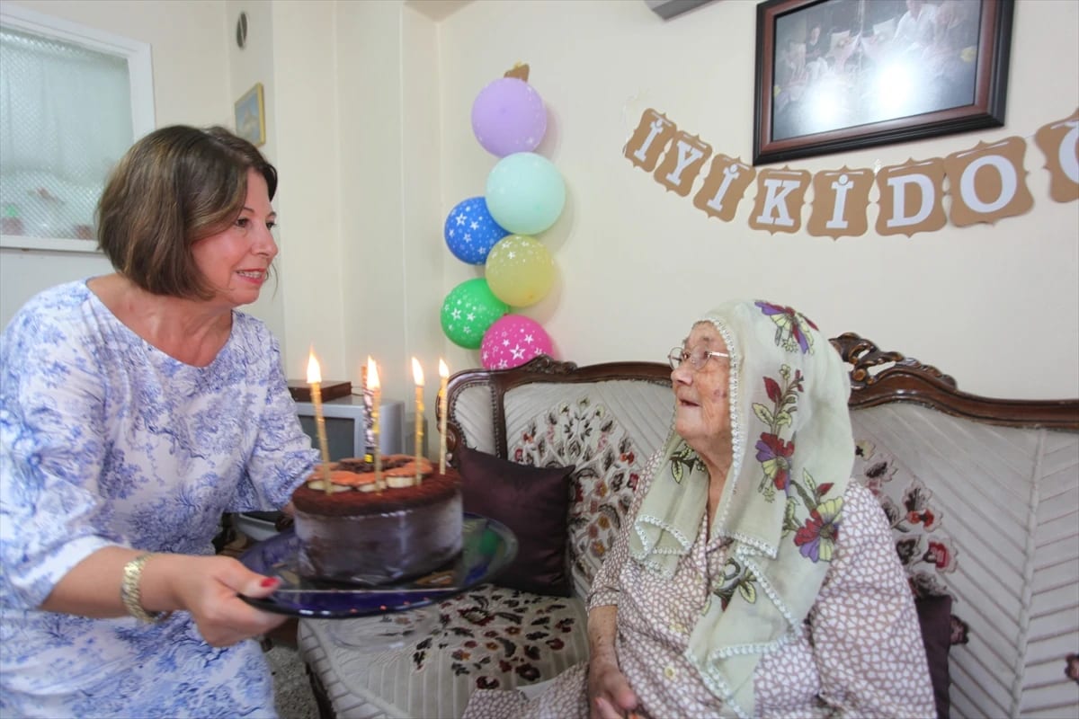 Söke’li Melike Nine, 100. Yaşını Kutladı