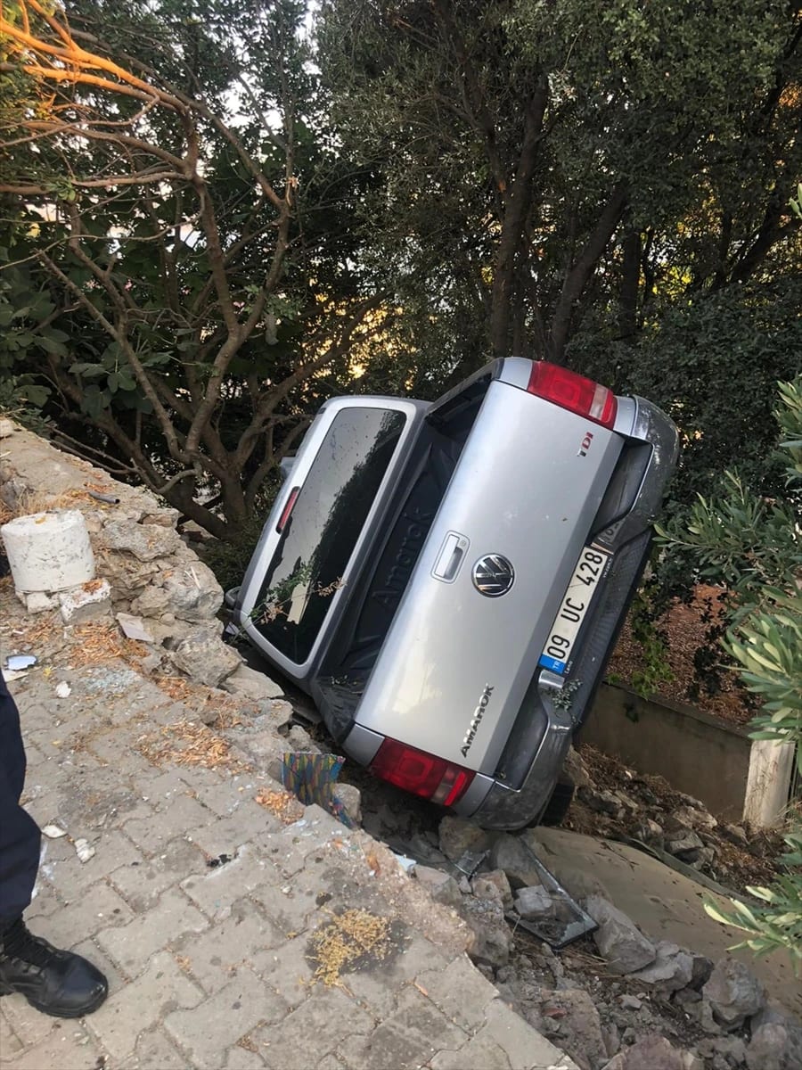 Bodrum’da İki Kişinin Yaralandığı Trafik Kazası Güvenlik Kamerasında