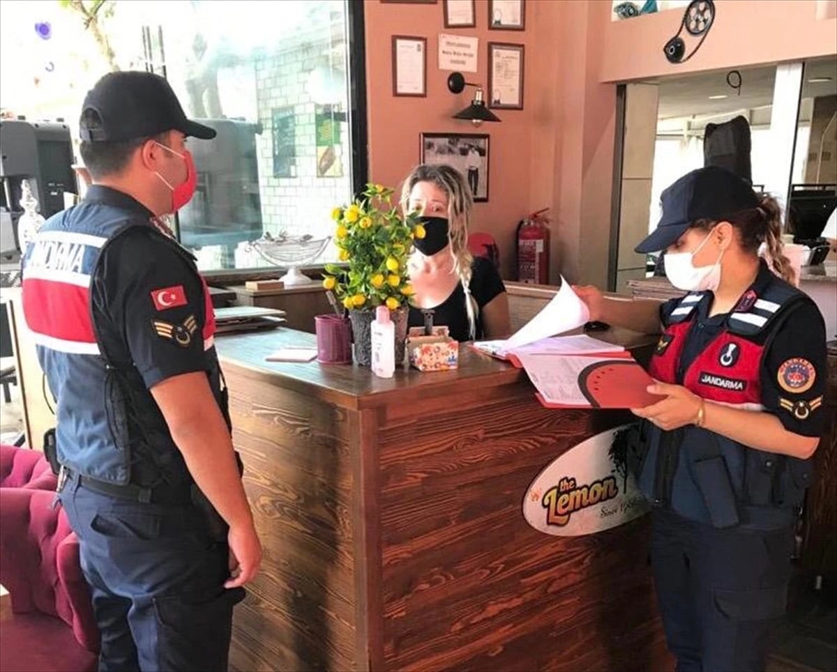 Muğla’da Jandarma Ekiplerinden Kovid-19 Denetimi