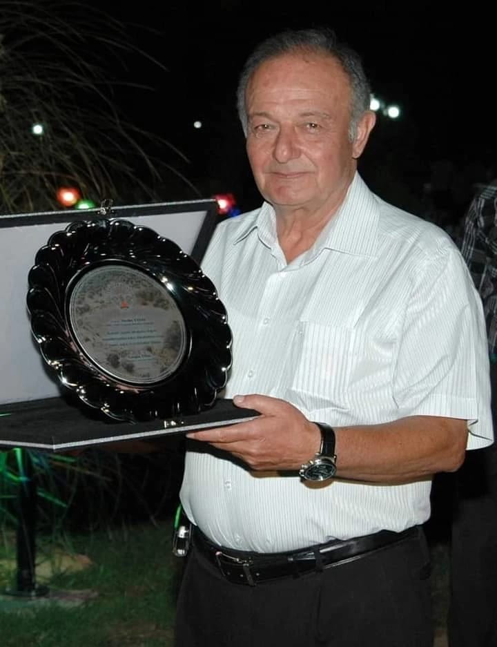 Eski Başkan Kalbine Yenik Düştü