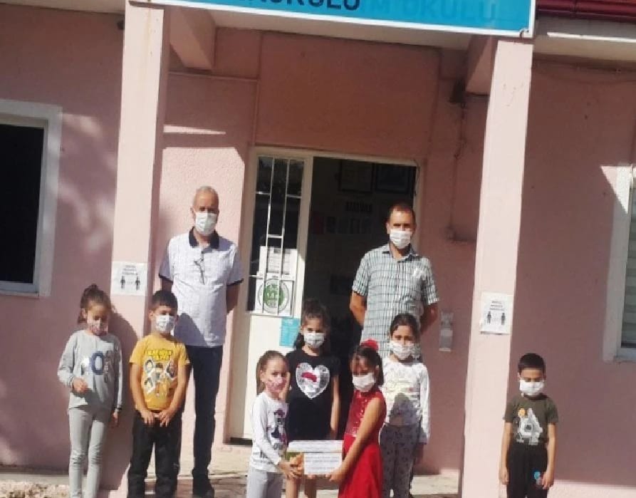 ‘Kardeşim de Tatsın’ Dediler, Çorum’a İncir ve Ceviz Gönderdiler