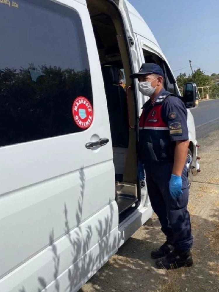 Kuşadası’nda Hırsızlık Suçundan Aranan Şüpheli Yakalandı