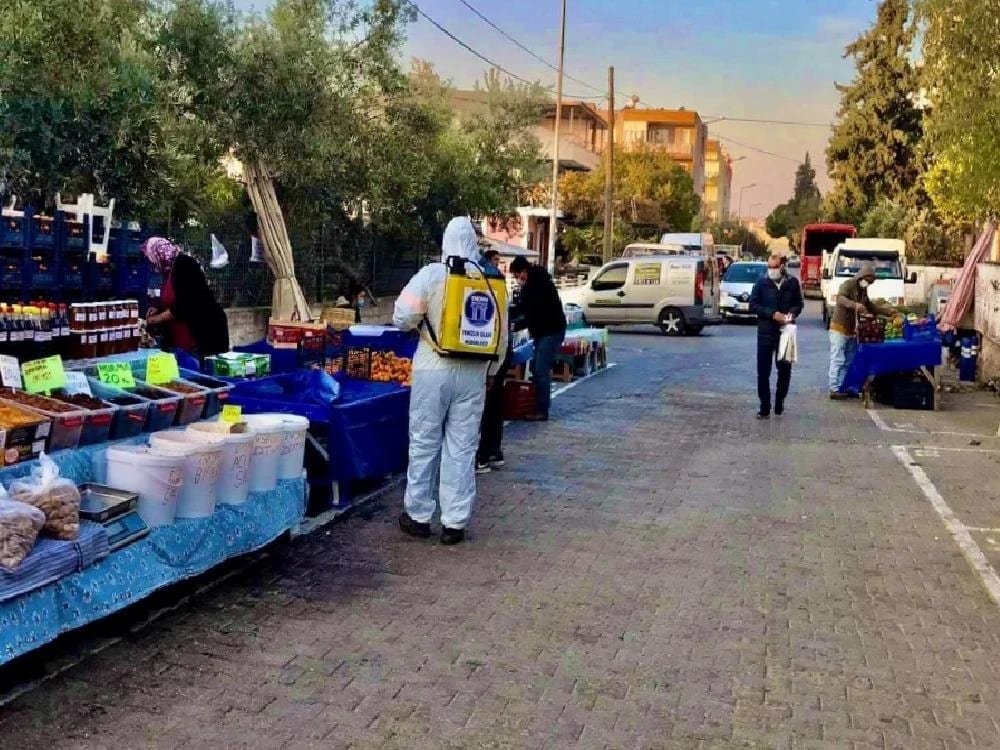 Didim’de Pazaryerleri Dezenfekte Ediliyor