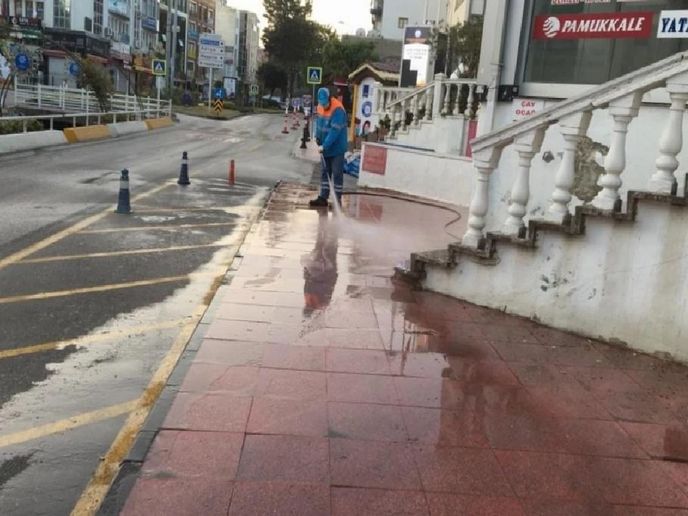 Kuşadası Belediyesi’nin Halk Sağlığı Çalışmaları Devam Ediyor