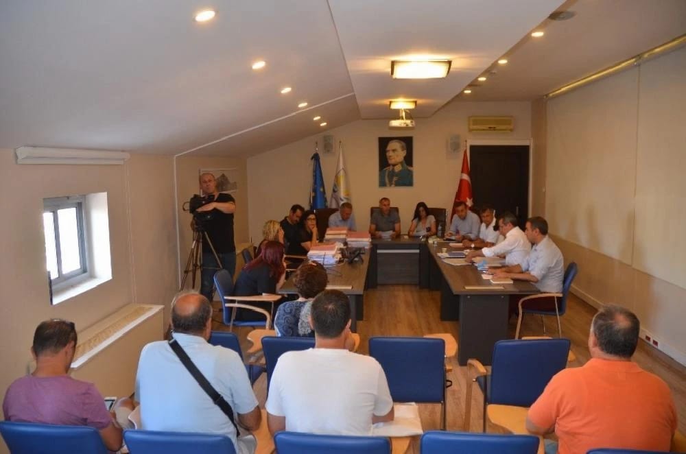 Kuşadası Belediyesi 135 İhaleyi Canlı Olarak Yayınladı