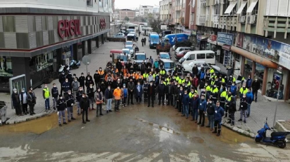 Nazilli Belediyesi Yeni Yılda İşçinin Yüzünü Güldürdü