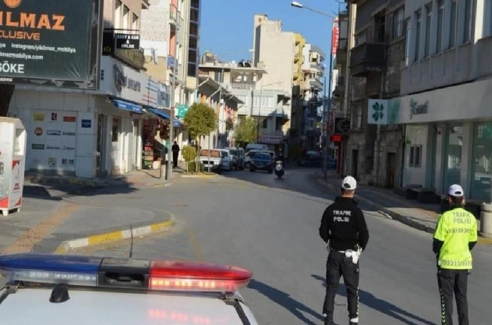 Söke’de Kısıtlamaya Uymayan 27 Kişiye Ceza