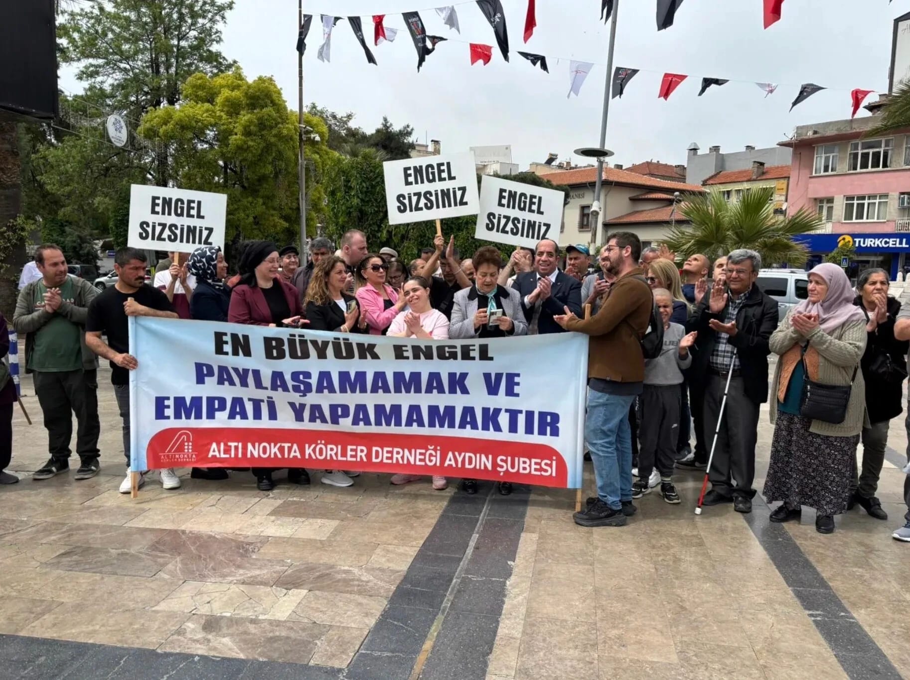 Aydın’da “Erişilebilirlik için Yürüyoruz” Etkinliği Düzenlendi