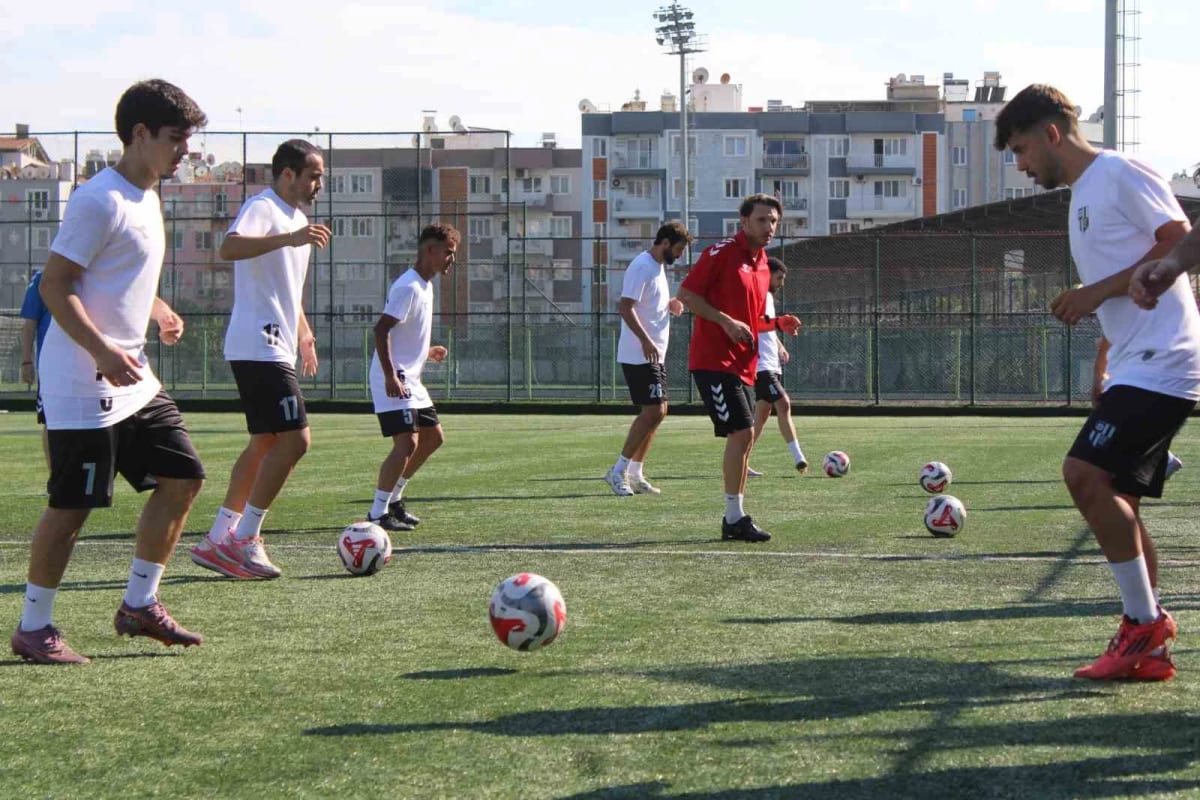 Aydınspor, ilk antrenmanına çıktı