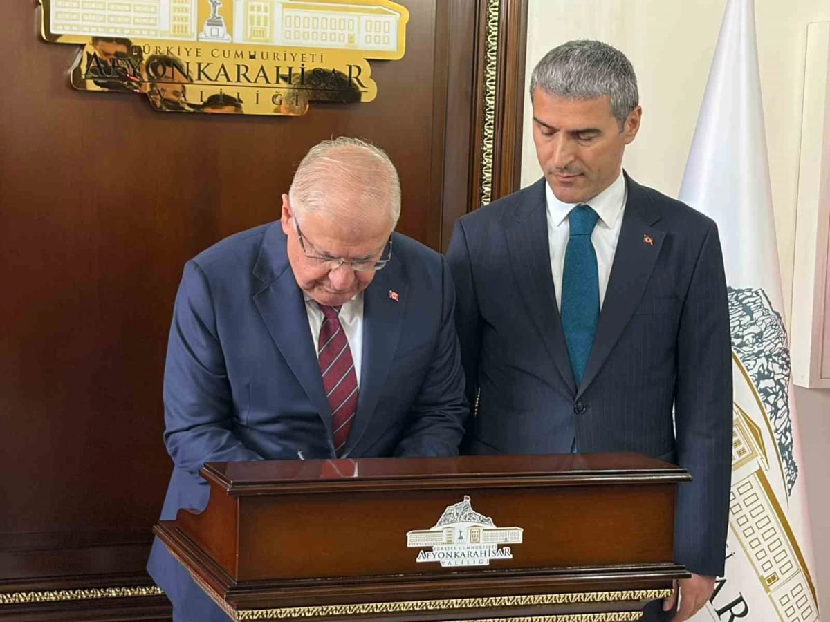 Bakan Güler Afyonkarahisar’da