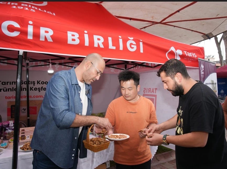 Başkan Zencirci Çinli misafirlerini ağırladı