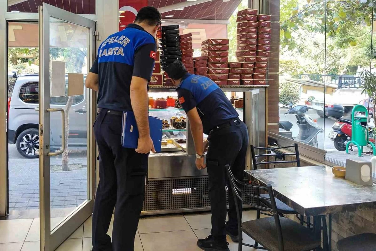 Efeler’de gıda denetimi