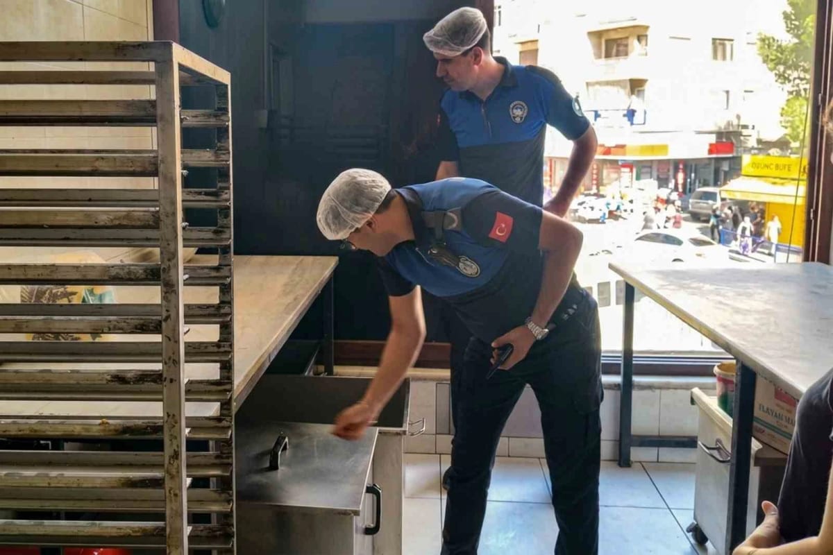 Efeler’de gıda denetimi