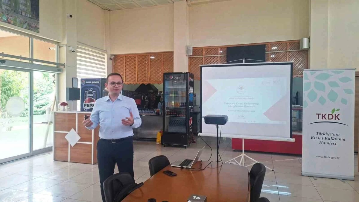 Hisarcık’ta kooperatif başkanlarına hibe ve destekleme eğitimi