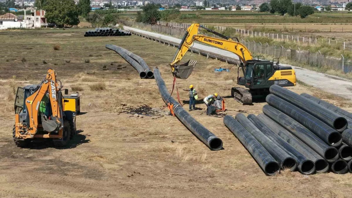 İncirliova’da 1,3 milyar liralık altyapı yatırımı sürüyor