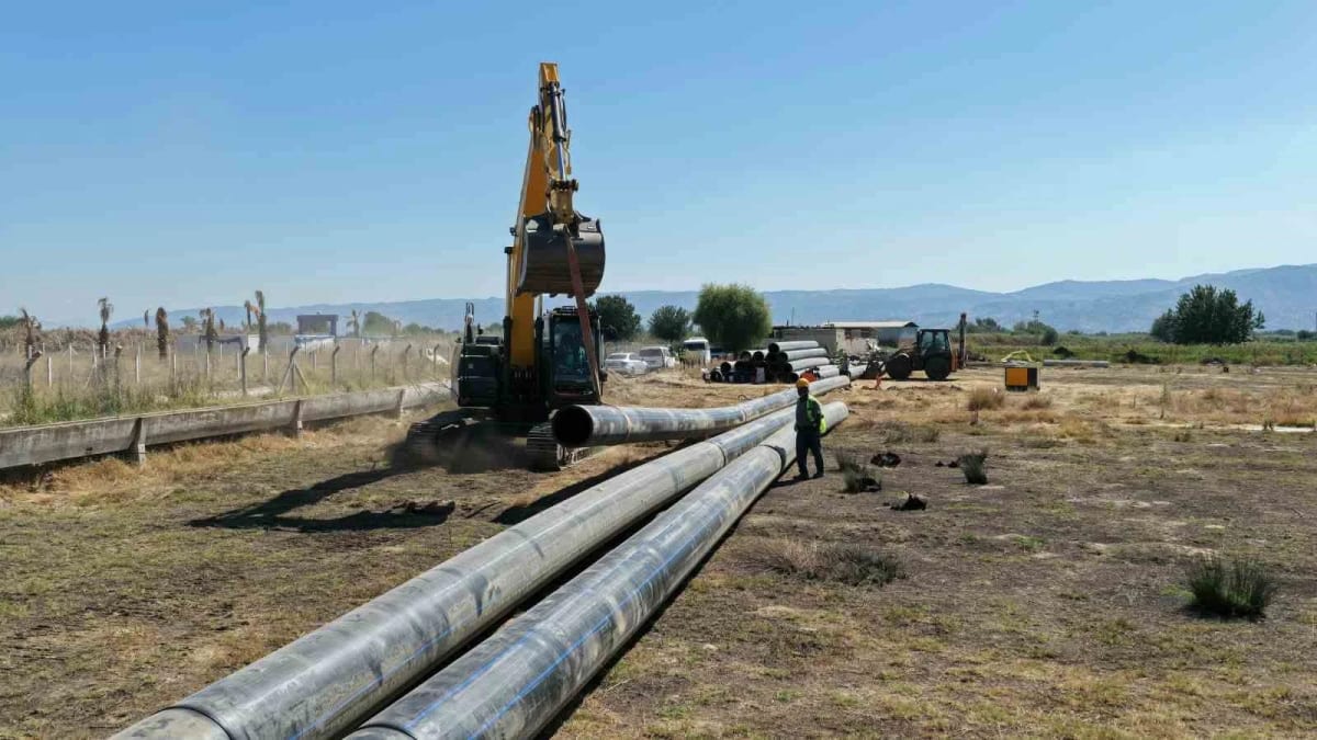 İncirliova’da 1,3 milyar liralık altyapı yatırımı sürüyor