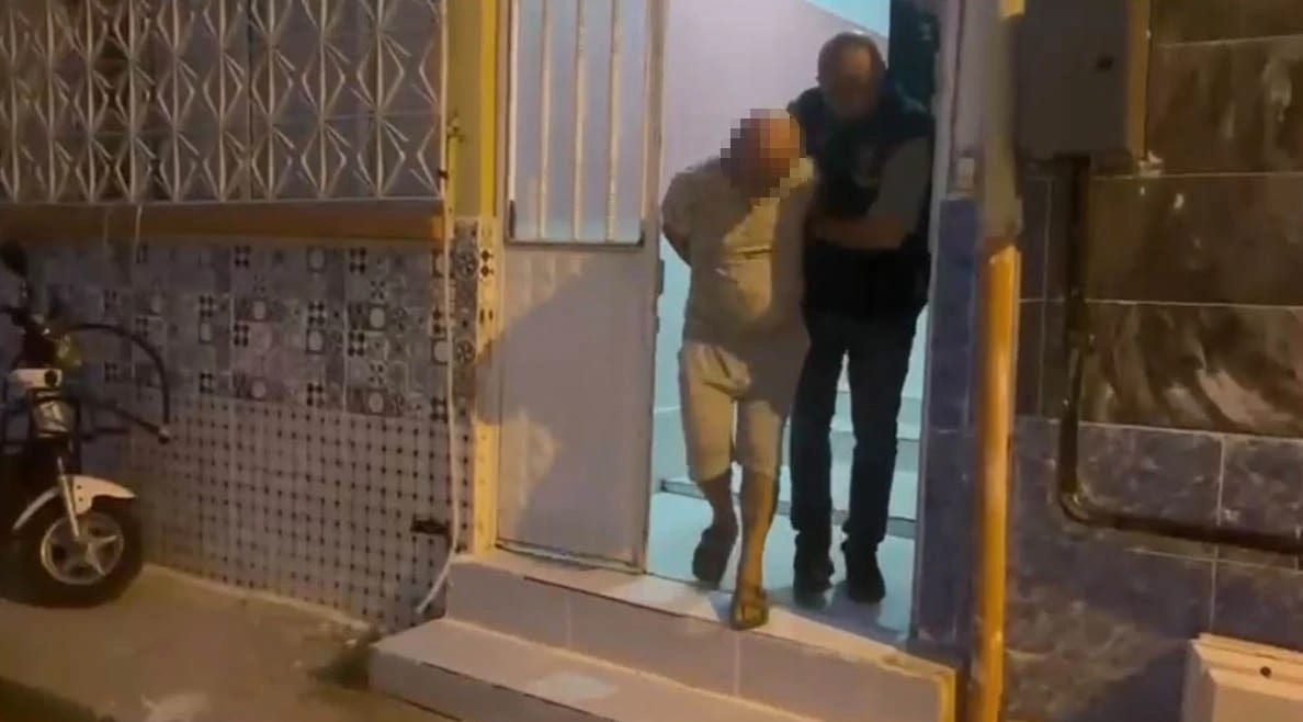 İzmir’de ’Ailem Güvende’ Operasyonunda 16 Tutuklama
