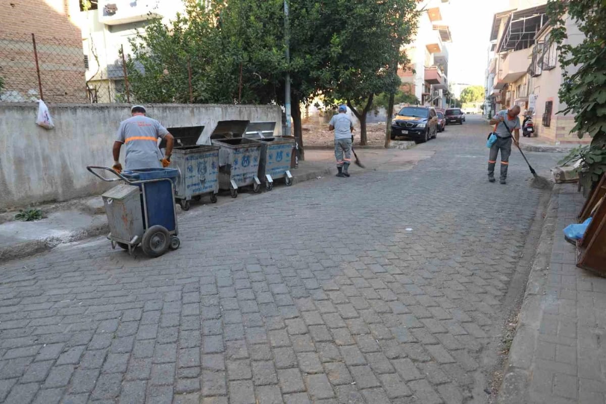 Nazilli Belediyesi’nden temizlik çalışması