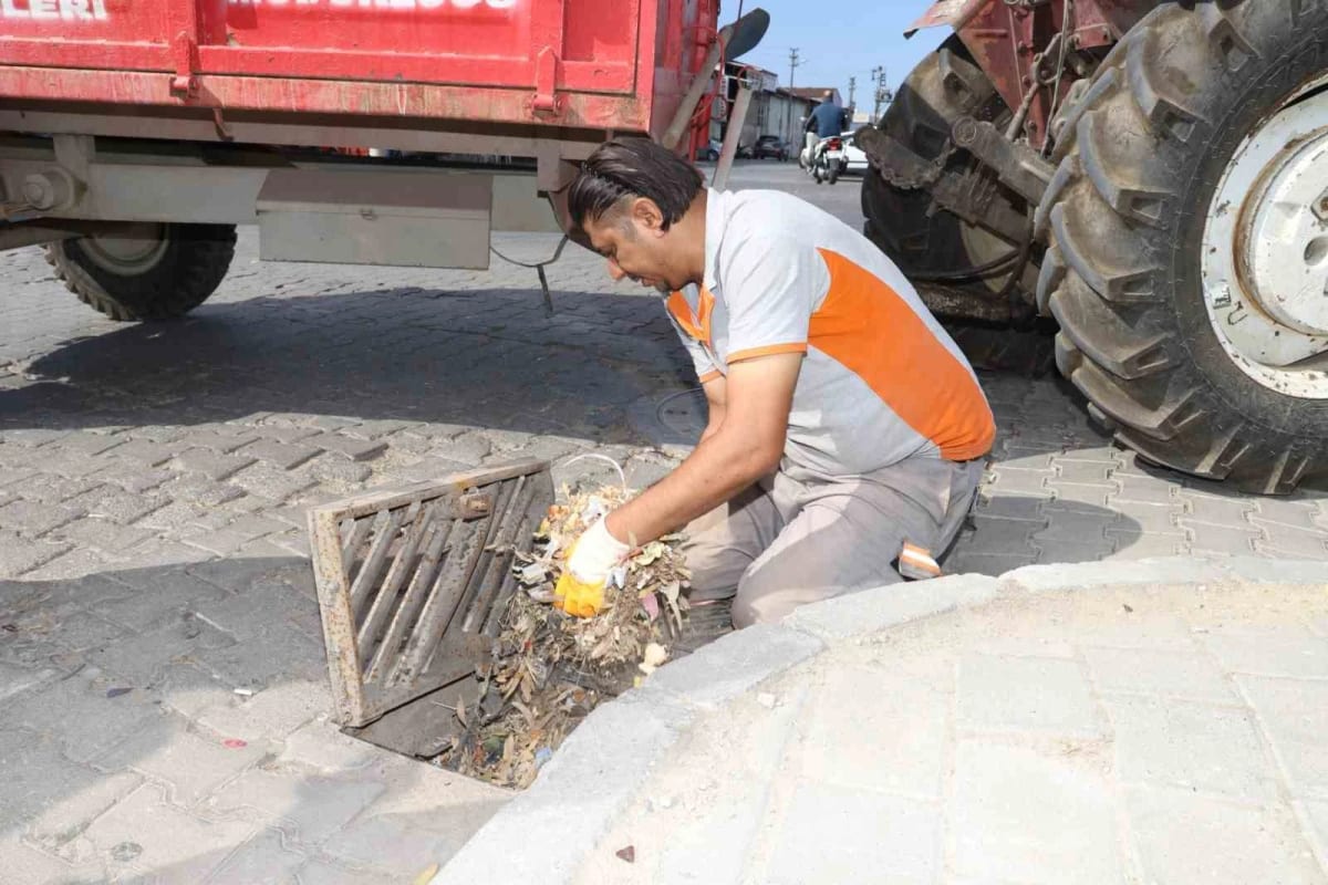 Nazilli’de kış öncesi mazgal temizliği