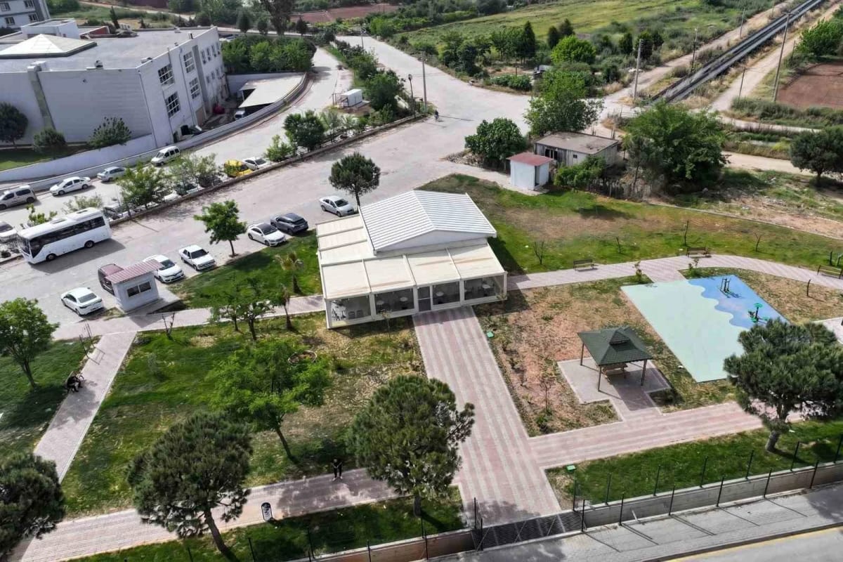 Üniversiteli gençlerden Yurt Kafe’ye yoğun ilgi