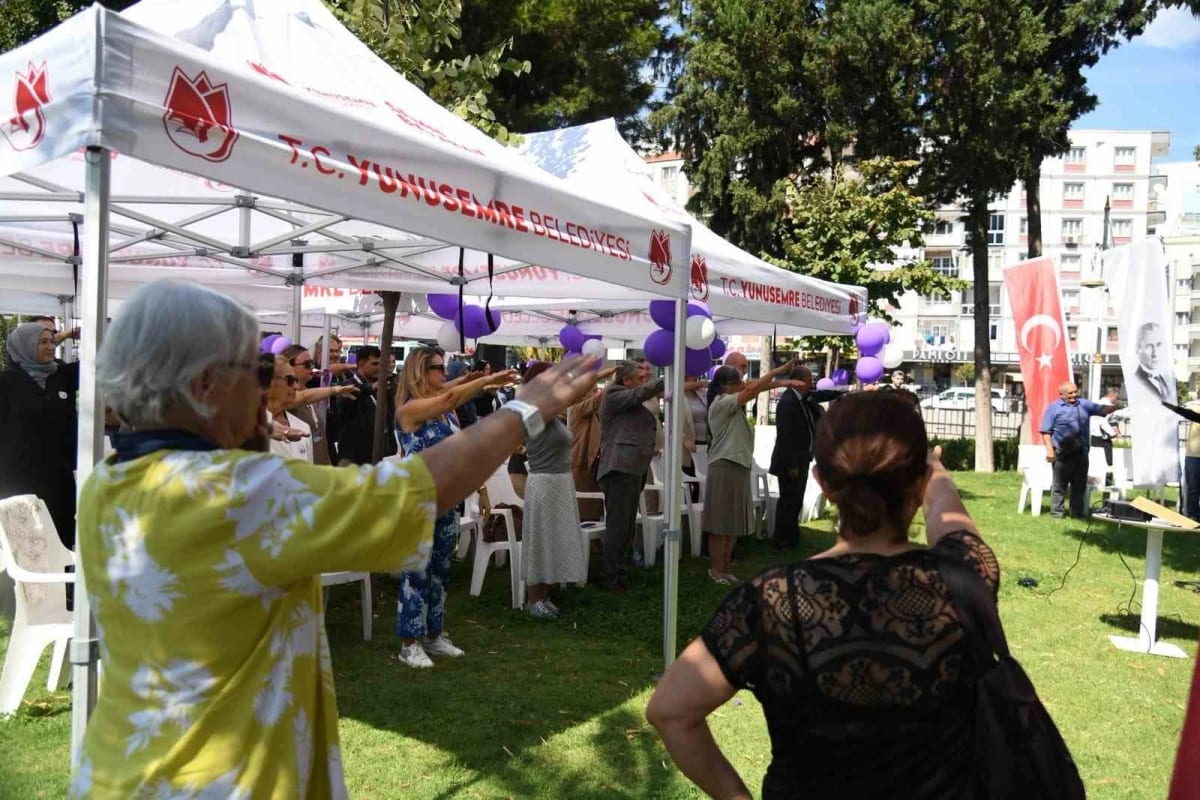 Yunusemre’de Alzheimer farkındalığı için buluştular