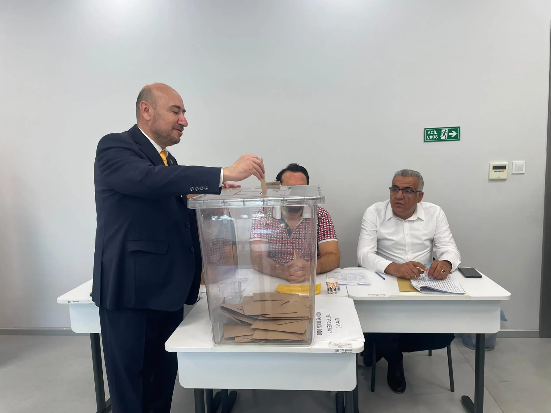 AYTO Seçimleri 2026'dan bir görüntü