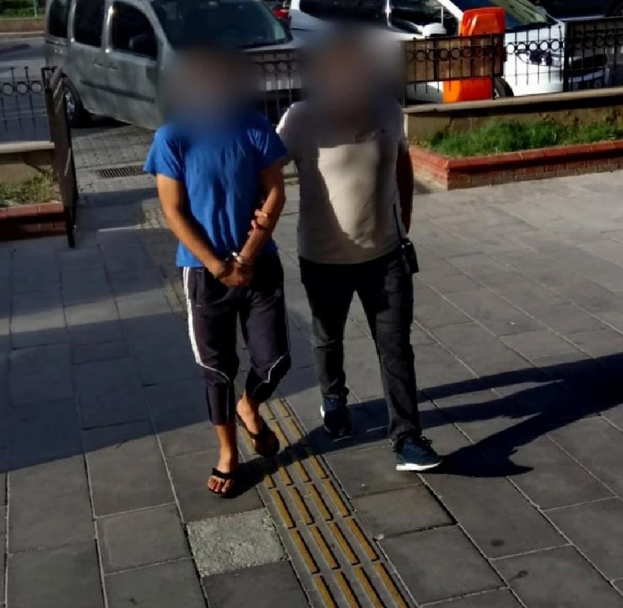 Kuşadası’ndaki 3 Ayrı Hırsızlık Olayının Şüphelisi Kamera İncelemesi ile Tespit Edildi