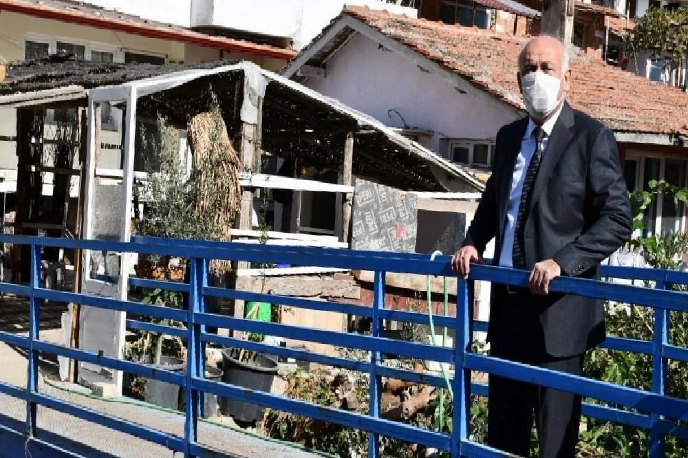 Söke Belediyesi’nden Sepetçiler Bölgesi Dere İçinde Temizlik Çalışması