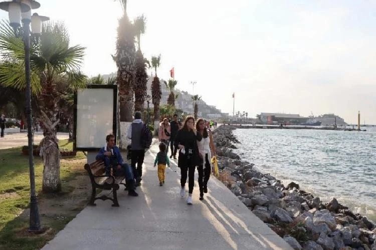 Kuşadası’nda 3.4 Büyüklüğünde Deprem