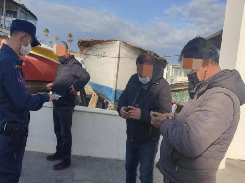 Sahil Güvenlik Ekiplerinden Kuşadası Körfezi’nde Yılbaşı Denetimi