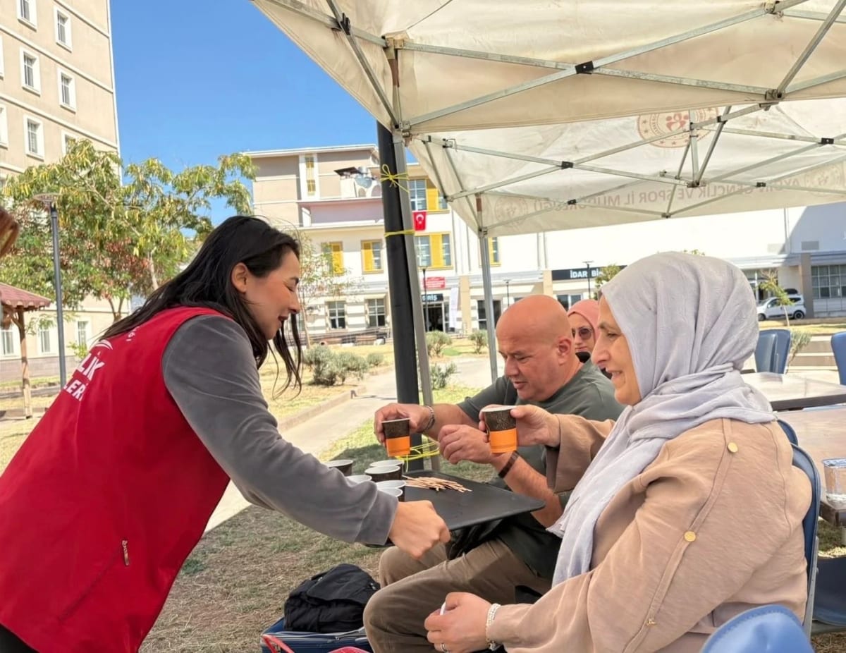Aydın Gençlik Merkezi, üniversite öğrencilerini kente ilk adımlarında yalnız bırakmadı