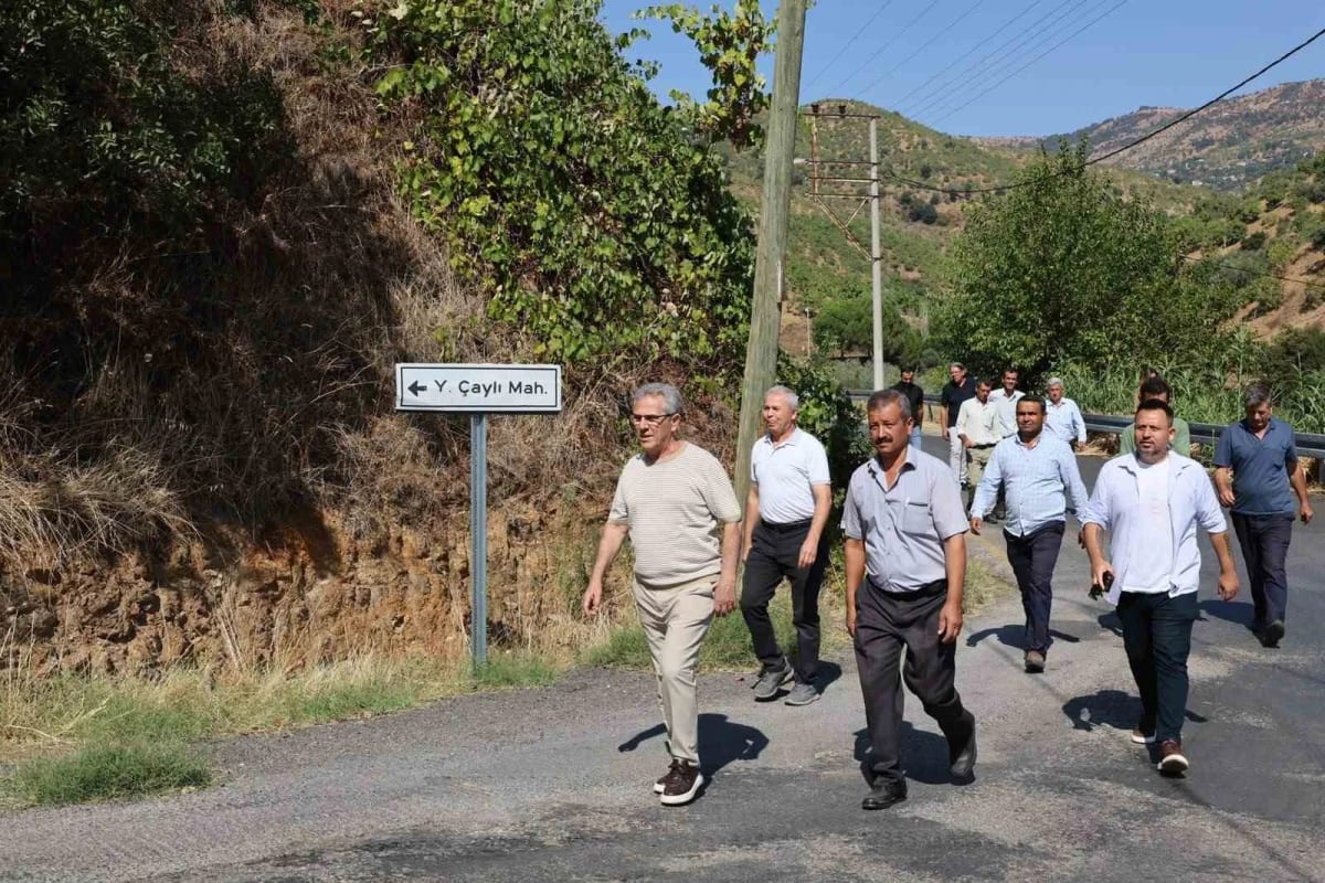 Başkan Tetik, vatandaşlarla bir araya geldi