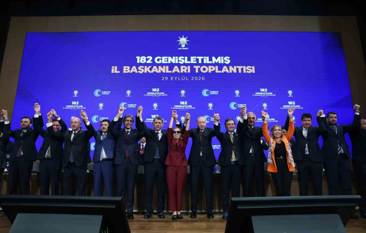 Cumhurbaşkanı Erdoğan: "Biz yanlış yapanla, nefsine yenik düşenle vedalaşır, yolumuza güçlenerek devam ederiz"
