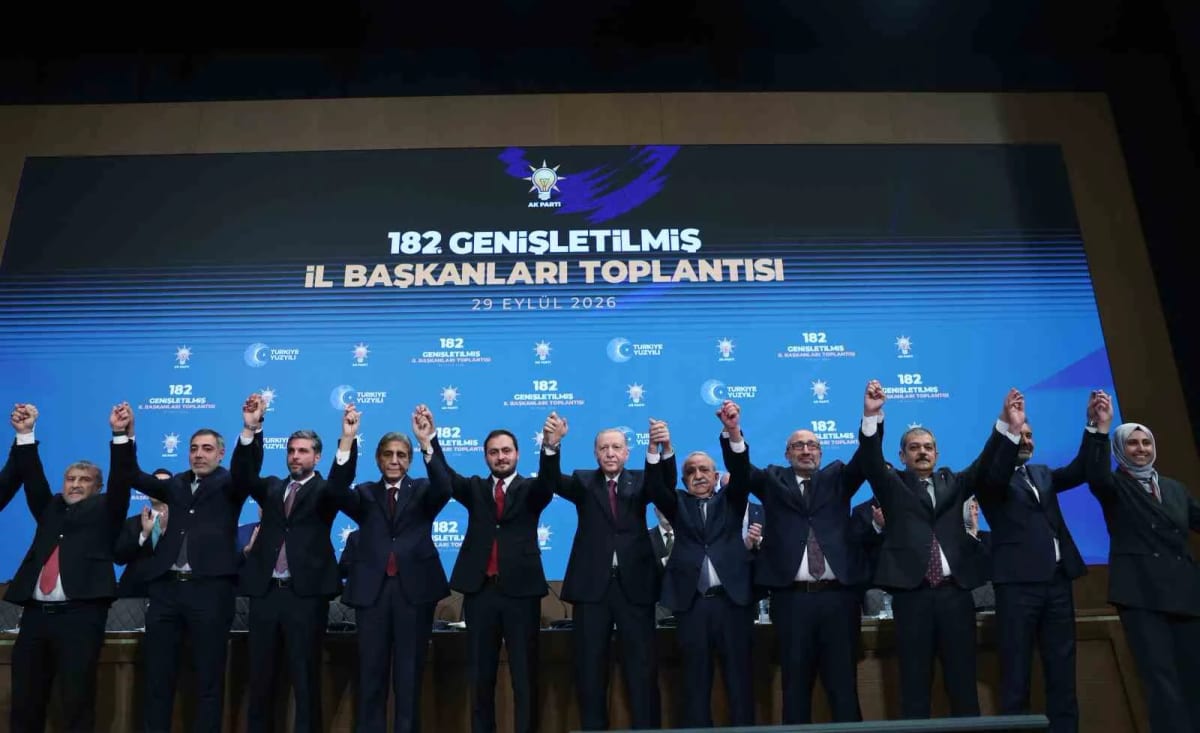 Cumhurbaşkanı Erdoğan: "Biz yanlış yapanla, nefsine yenik düşenle vedalaşır, yolumuza güçlenerek devam ederiz"
