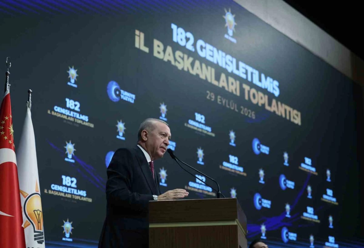 Cumhurbaşkanı Erdoğan: "Biz yanlış yapanla, nefsine yenik düşenle vedalaşır, yolumuza güçlenerek devam ederiz"