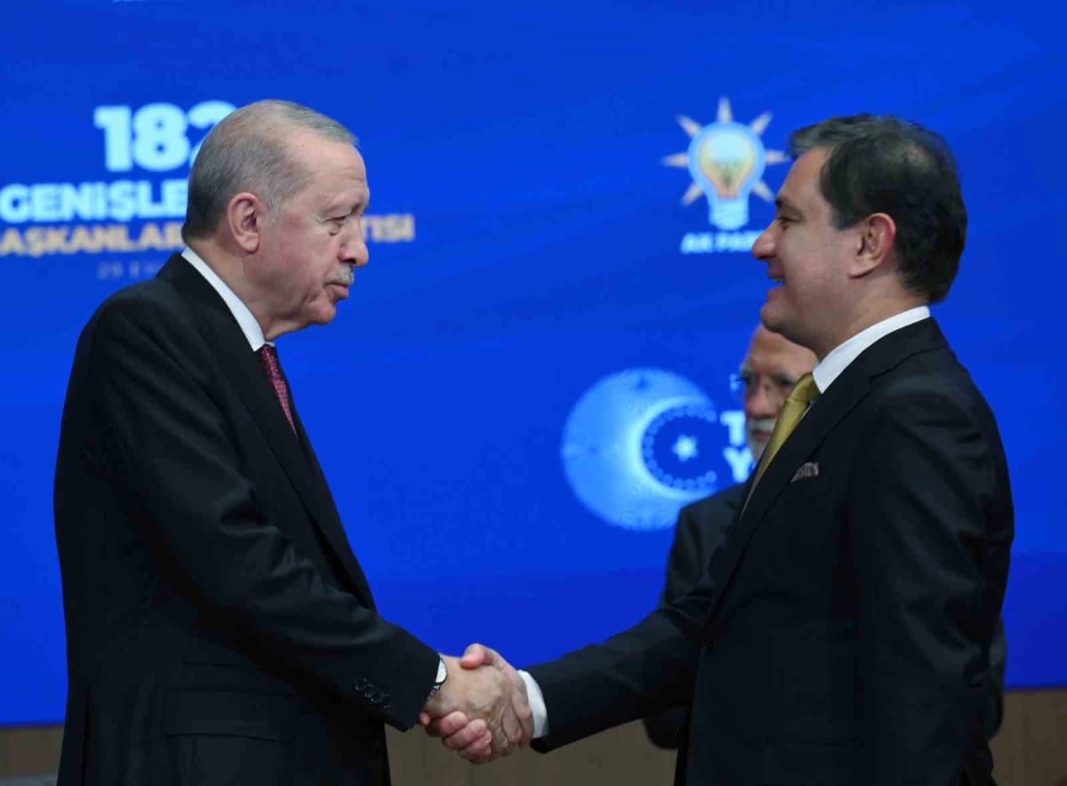 Cumhurbaşkanı Erdoğan: "Biz yanlış yapanla, nefsine yenik düşenle vedalaşır, yolumuza güçlenerek devam ederiz"