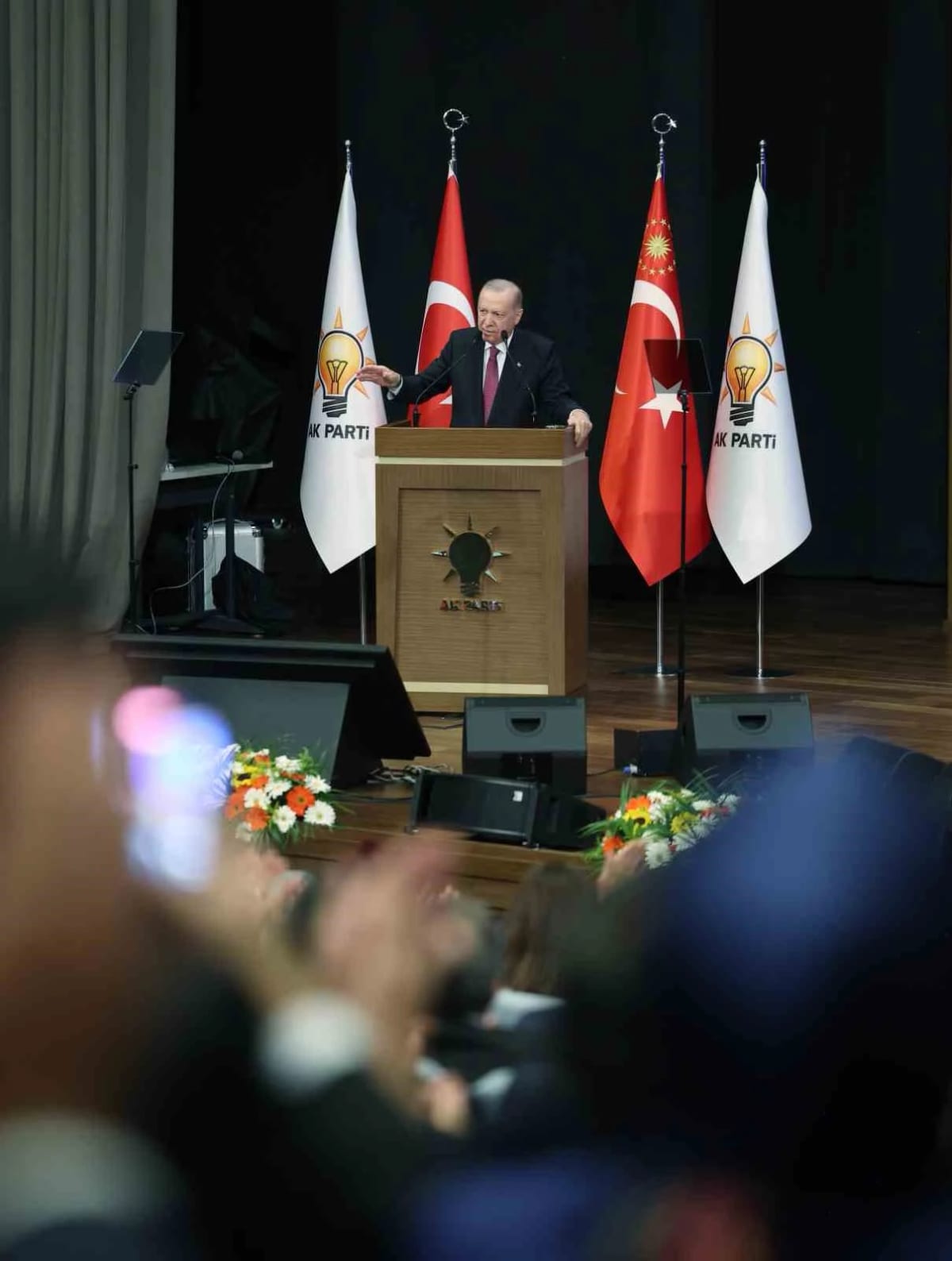 Cumhurbaşkanı Erdoğan: "Biz yanlış yapanla, nefsine yenik düşenle vedalaşır, yolumuza güçlenerek devam ederiz"