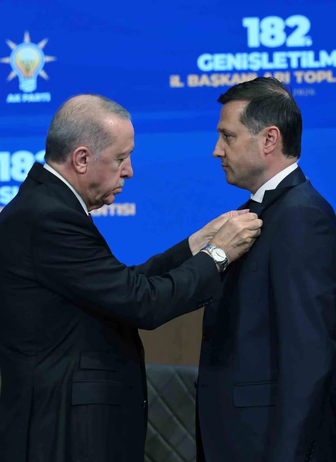 Cumhurbaşkanı Erdoğan: "Biz yanlış yapanla, nefsine yenik düşenle vedalaşır, yolumuza güçlenerek devam ederiz"
