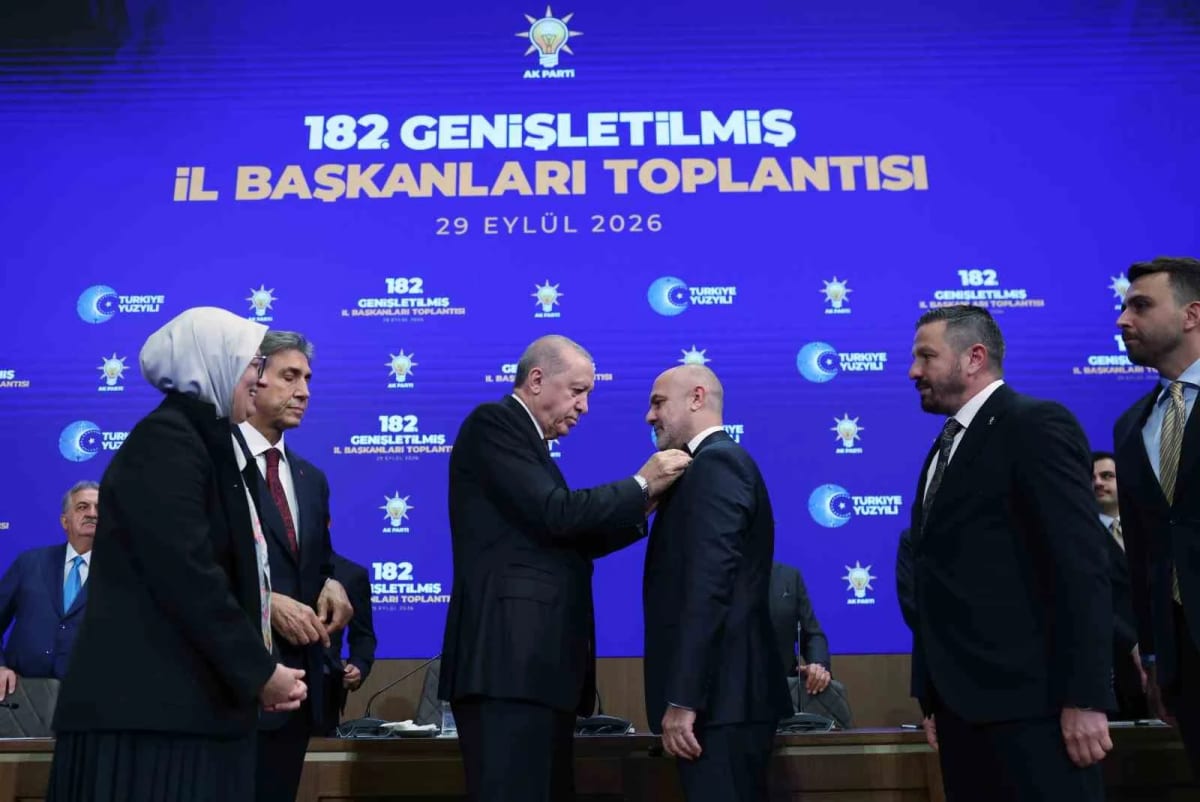 Cumhurbaşkanı Erdoğan: "Biz yanlış yapanla, nefsine yenik düşenle vedalaşır, yolumuza güçlenerek devam ederiz"