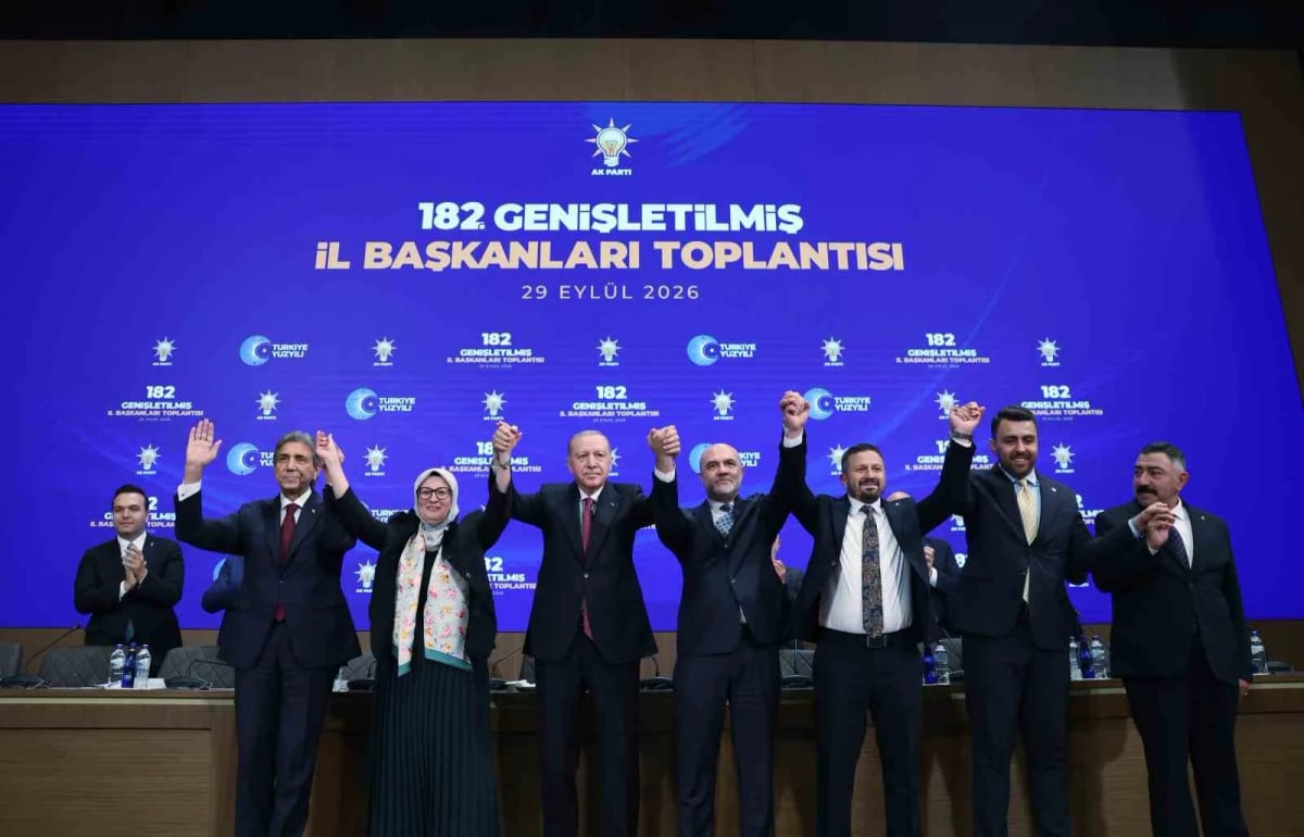Cumhurbaşkanı Erdoğan: "Biz yanlış yapanla, nefsine yenik düşenle vedalaşır, yolumuza güçlenerek devam ederiz"