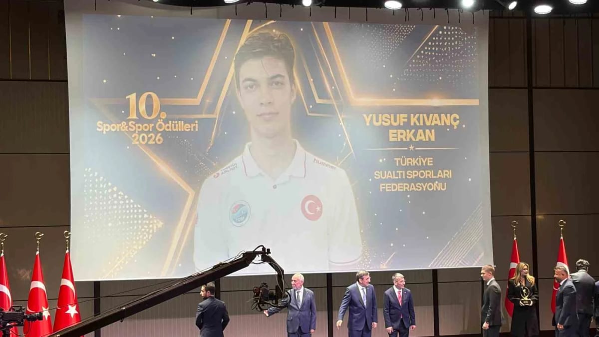 Cumhurbaşkanı Yardımcısı Yılmaz: "Bugün ülkemizde toplam 5 bin 555 gençlik ve spor tesisi var"