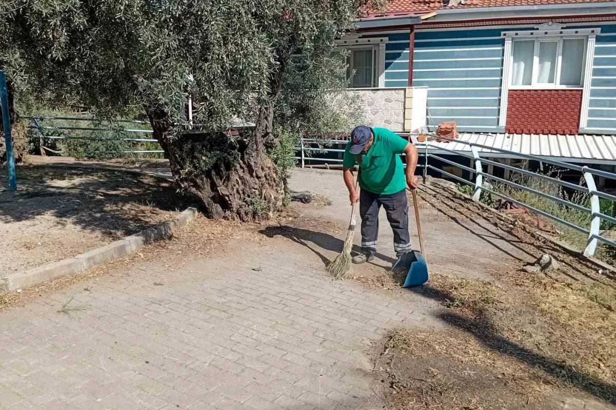 Efeler Belediyesi’nden, Eğrikavak’ta temizlik çalışması