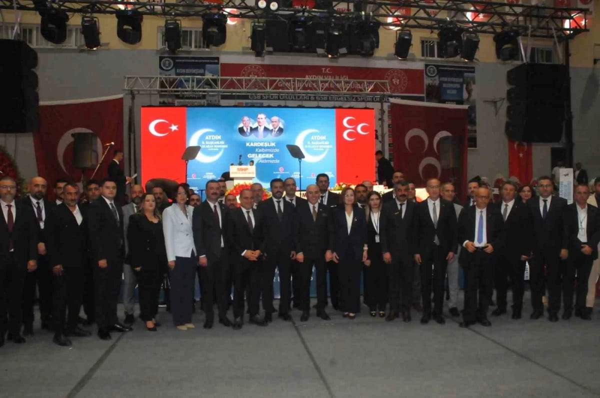 MHP Aydın İl Başkanı Cihangiroğlu: "Kenetlenirsek aşamayacağımız hiçbir engel yoktur"